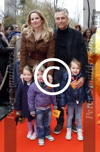 Zeist 1 april 2012
Premiere Dr Seuss in het Fiji theater in Zeist. Robert en Claudia Schoemacher met dochter
Peter Smulders bv