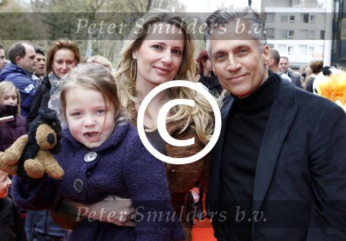Zeist 1 april 2012
Premiere Dr Seuss in het Fiji theater in Zeist. Robert en Claudia Schoemacher met dochter
Peter Smulders bv