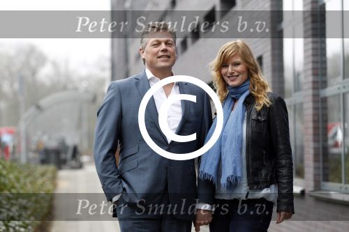 Hilversum 4 april 2012
Roelof Hemmen met zijn nieuwe vrienin Marjon op het mediapark.
Peter Smulders bv