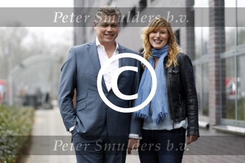 Hilversum 4 april 2012
Roelof Hemmen met zijn nieuwe vrienin Marjon op het mediapark.
Peter Smulders bv