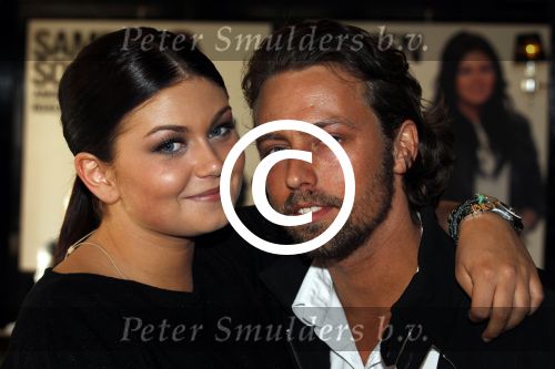 Amsterdam 29 maart 2012
Presentatie cd Roxeanne en Andre Hazes Jr bij players in Amsterdam. Rox met vriendje Nick
Rachel is natuurlijk apetrots.
Peter Smulders bv