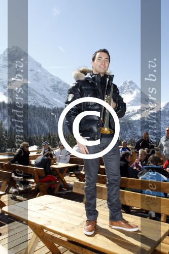 Lermoos Oostenrijk 20 en 21 maart 2012
Van der Valk ski reis met als artiesten oa Frans Bauer Willem Barth Jannes Rene Schuurmans en Grat Damen. Trompettist Ryan Ricks
Peter Smulders bv