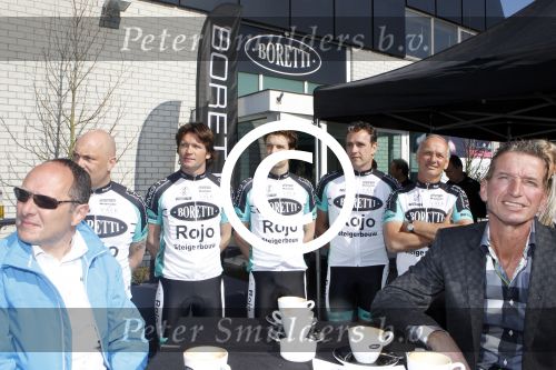 Watergang 6 april 2012
Presentatie Boretti wielerploeg met dib bn ers zoals Keje Molenaar Bas Muijs en zijn vriendin Sebastiaan Labrie Johnny Rep  Sander Janson Frits Barend Gert Jacobs en Maarten Spanjer
Peter Smulders bv