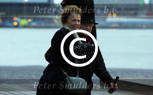 Amsterdam 4 april 2012
Opening eye theater/ museum door koningin Beatrix. Sonja Barend met man
Peter Smulders bv