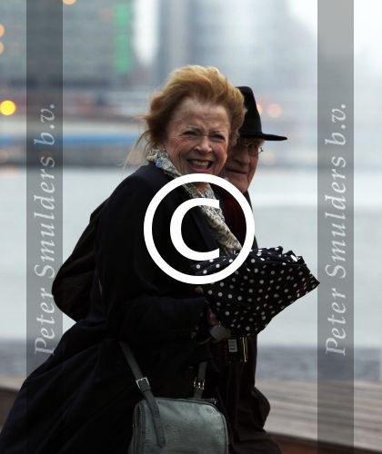 Amsterdam 4 april 2012
Opening eye theater/ museum door koningin Beatrix. Sonja Barend met man
Peter Smulders bv