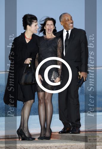 Amsterdam 4 april 2012
Opening eye theater/ museum door koningin Beatrix. Susan Visser met een kennis en Isa Hoes
Peter Smulders bv