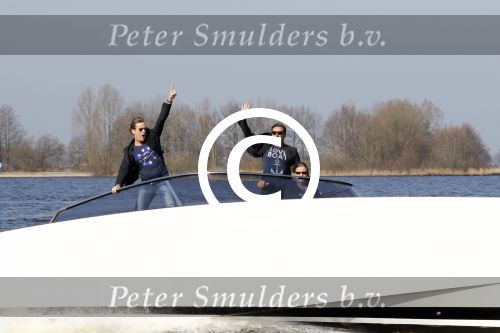 Loosdrecht 22 maart 2012
Gerard Joling Jeroen v d Boom en Rene Froger op von Dutch boot bij presentatie bij het witte huis van hun Toppers concerten in de arena.
Peter Smulders bv