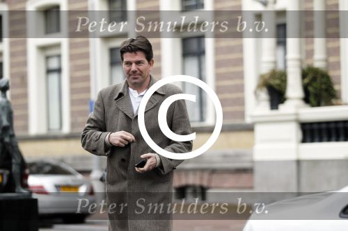 Amsterdam 14 maart 2012
Twan Huys op straat
Peter Smulders bv
