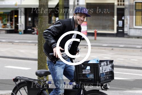 Amsterdam 10 april 2012
Valerio Zeno op de fiets in Amsterdam.
Peter Smulders bv