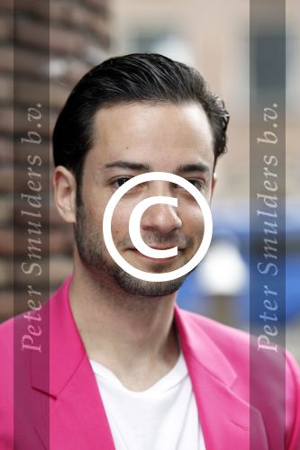 Amsterdam 29 maart 2012
Presentatie goodie bags bedrijf in hotel the grand met div bn ers. Valerio Zeno
Peter Smulders bv