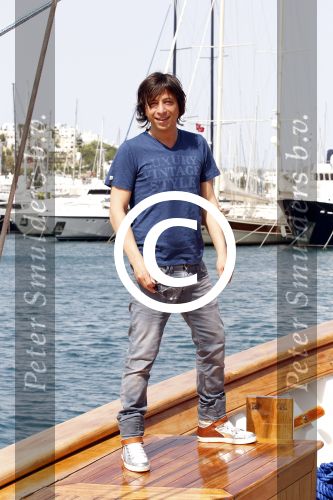 Bodrum Turkije 16 3n 17 april 2012
Muziekreis naar Bodrum met div artiesten waaronder Sieneke Marianne Weber Koos Alberts Gebroeders Ko Peter Beense Helemaal Hollands de piraten toppers Willem Barth Django Wagner Vinzzent Gino Graus Annie Schilder en Jan Keizer. Vinzzent met vriendin
Peter Smulders bv