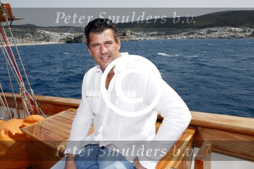 Bodrum Turkije 16 3n 17 april 2012
Muziekreis naar Bodrum met div artiesten waaronder Sieneke Marianne Weber Koos Alberts Gebroeders Ko Peter Beense Helemaal Hollands de piraten toppers Willem Barth Django Wagner Vinzzent Gino Graus Annie Schilder en Jan Keizer.
Peter Smulders bv