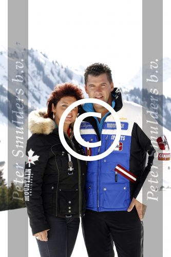 Lermoos Oostenrijk 20 en 21 maart 2012
Van der Valk ski reis met als artiesten oa Frans Bauer Willem Barth Jannes Rene Schuurmans en Grat Damen.
Peter Smulders bv