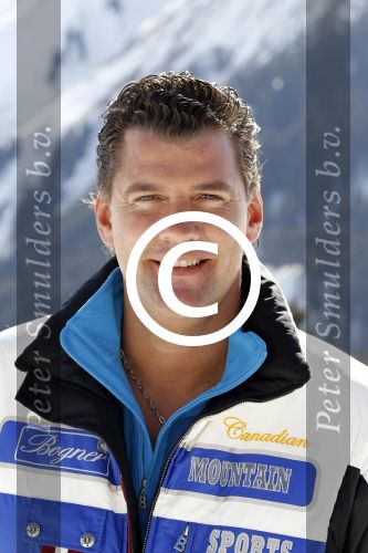 Lermoos Oostenrijk 20 en 21 maart 2012
Van der Valk ski reis met als artiesten oa Frans Bauer Willem Barth Jannes Rene Schuurmans en Grat Damen.
Peter Smulders bv