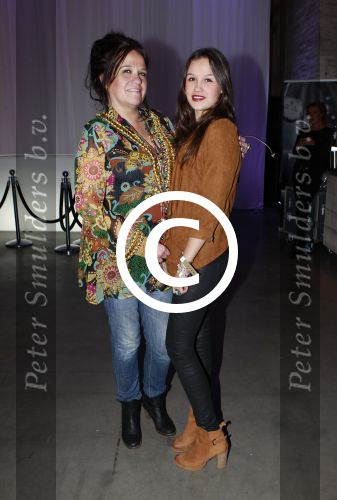 Amsterdam 19 maart 2012
Modeshow Jos v Raak in westergasfabriek met div Bn ers Xandra Brood met dochter
Peter Smulders bv
