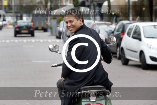 Amsterdam 17 april 2013
Anton Broekhuizen op vespa scooter
Peter Smulders bv