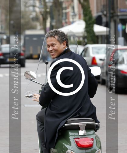 Amsterdam 17 april 2013
Anton Broekhuizen op vespa scooter
Peter Smulders bv