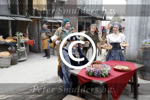 Alphen aan de Rijn 8 april 2013
Opnames Mega Mindy mini reis in de tijd in archeon met oa Nicky Langley Free Souffriau en  Anton Cogen.
Peter Smulders bv