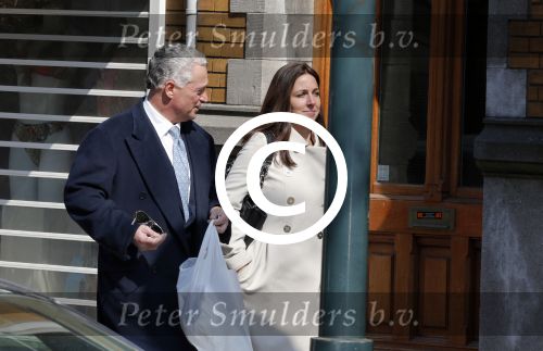 Amsterdam 8 april 2013
Bram Moszkowicz met zijn vriendin Nienke Hoogervorst op de cornelis schuytstraat.
Peter Smulders bv