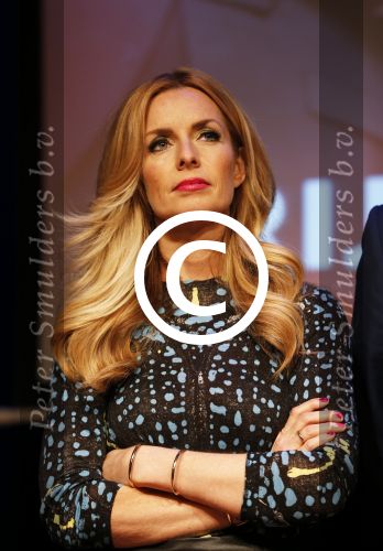 Amsterdam 18 april 2013
Presentatie X factor met presentator Martijn Krabbe en juryleden Ali B Candy Dulfer Angela Groothuizen en Gordon.
Peter Smulders bv