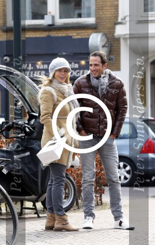 Amsterdam 28 maart 2013
Chantal Janzen met vriend Marco boodschappen aan het doen.
Peter Smulders bv