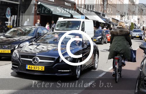 Amsterdam 13 april 2013
Chris Luken met een kennis in zijn mercedes cabrio.
Peter Smulders bv
