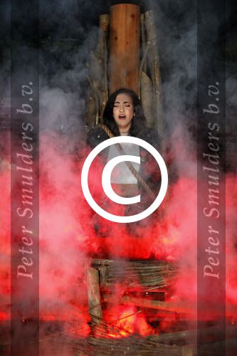 Amsterdam 28 maart 2013
Christina Curry opent show van amsterdam Dungeon en haar vriendin Elle Bandita is erbij.
Peter Smulders bv