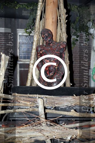 Amsterdam 28 maart 2013
Christina Curry opent show van amsterdam Dungeon en haar vriendin Elle Bandita is erbij.
Peter Smulders bv