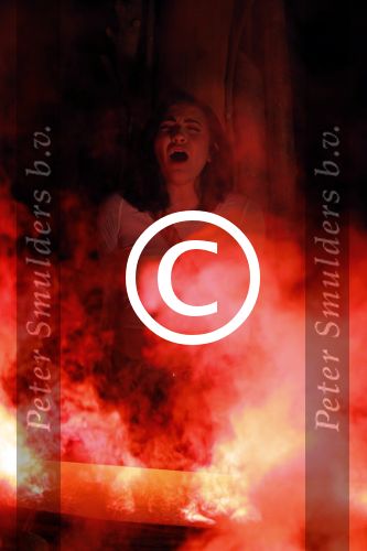 Amsterdam 28 maart 2013
Christina Curry opent show van amsterdam Dungeon en haar vriendin Elle Bandita is erbij.
Peter Smulders bv