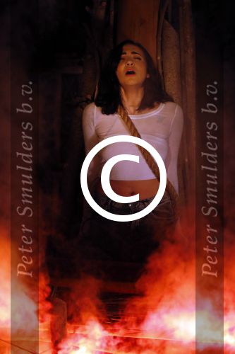 Amsterdam 28 maart 2013
Christina Curry opent show van amsterdam Dungeon en haar vriendin Elle Bandita is erbij.
Peter Smulders bv
