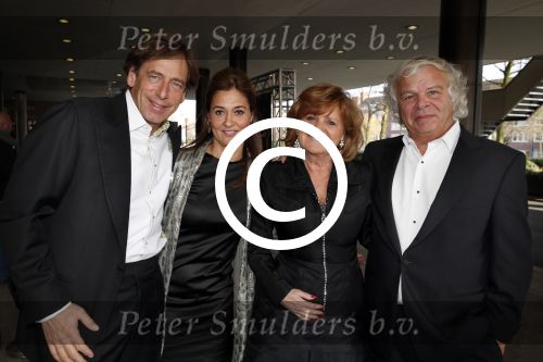 Amsterdam 13 april 2013
Gala voor Ronald Mc Donald in het okura. David Hart met vrouw en Eddy en Erna de Kroes
Peter Smulders bv