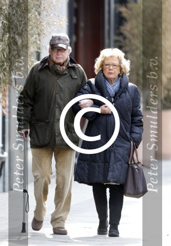 Amsterdam 8 april 2013
Ed v Tijn met zijn vrouw Odette aan het wandelen.
Peter Smulders bv
