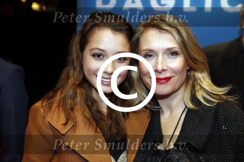 Amsterdam 8 april 2013
Premiere daglicht in Tuschinski. Elle v rijn met dochter
Peter Smulders bv