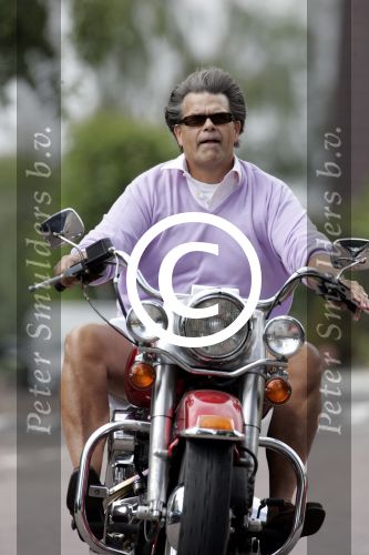 Arnhem 3 juli 2004
Emile Ratelband op Harley Davidson moter
Peter Smulders bv