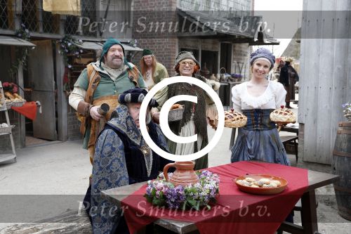 Alphen aan de Rijn 8 april 2013
Opnames Mega Mindy mini reis in de tijd in archeon met oa Nicky Langley Free Souffriau en  Anton Cogen.
Peter Smulders bv