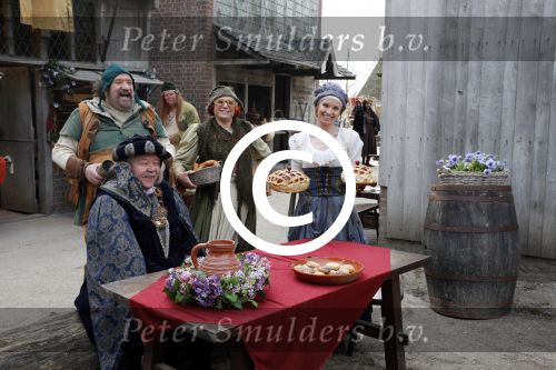 Alphen aan de Rijn 8 april 2013
Opnames Mega Mindy mini reis in de tijd in archeon met oa Nicky Langley Free Souffriau en  Anton Cogen.
Peter Smulders bv