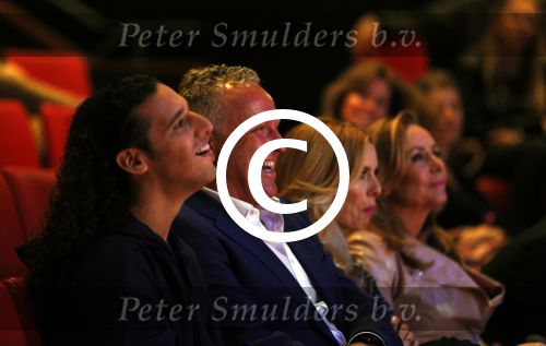 Amsterdam 18 april 2013
Presentatie X factor met presentator Martijn Krabbe en juryleden Ali B Candy Dulfer Angela Groothuizen en Gordon.
Peter Smulders bv