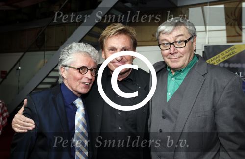 Amsterdam 11 april 2013
Presentatie boek over/van Barry Stevens in Carre. Hennie Huisman en Jack d Ancona
Peter Smulders bv