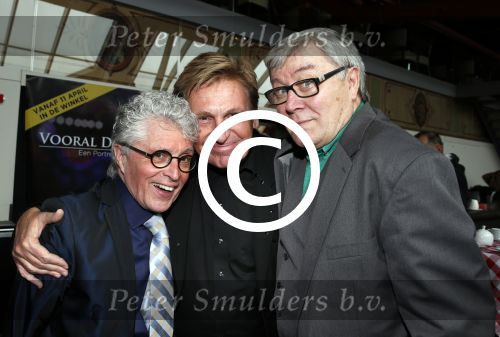 Amsterdam 11 april 2013
Presentatie boek over/van Barry Stevens in Carre. Hennie Huisman en Jack d Ancona
Peter Smulders bv