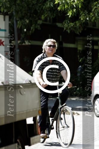 Amsterdam 29 juli 2004
Jan Timman op de fiets
Peter Smulders bv