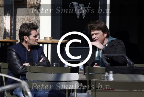 Amsterdam 3 april 2013
Jeroen v d Boom en Beau v Erven Dorens op terras.
Peter Smulders bv