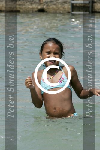 Juan les Pins 23 juli 2004
Estelle Gullit met Joel en Maxim op vakantie
Peter Smulders bv