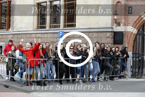 Amsterdam 13 april 2013
Fans van Justin Bieber voor het conservatorium hotel waar hij slaapt
Peter Smulders bv