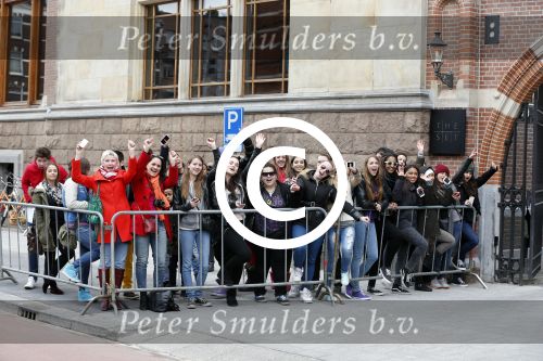 Amsterdam 13 april 2013
Fans van Justin Bieber voor het conservatorium hotel waar hij slaapt
Peter Smulders bv