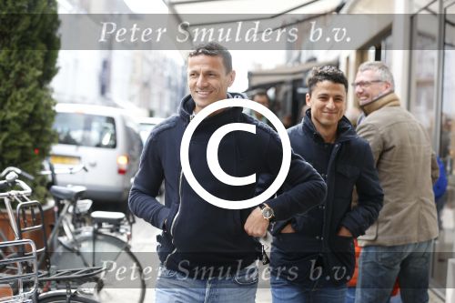 Amsterdam 13 april 2013
Khalid Boulahrouz met zijn beste vriend op de pc hooftstraat.
Peter Smulders bv
