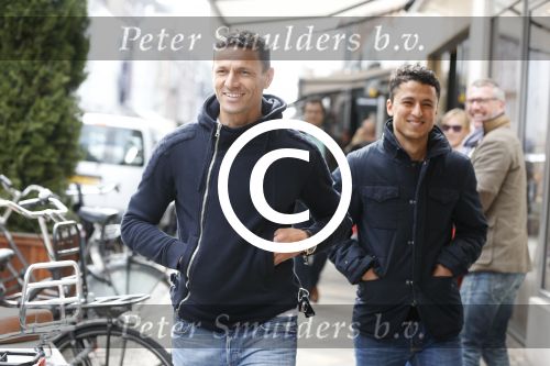 Amsterdam 13 april 2013
Khalid Boulahrouz met zijn beste vriend op de pc hooftstraat.
Peter Smulders bv