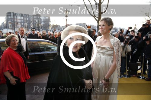 Amsterdam 3 april 2013
Koningin Beatrix bij het 125 jarig bestaan van carre. Directrice Madeleine van der Zwaan van Carre
Peter Smulders bv