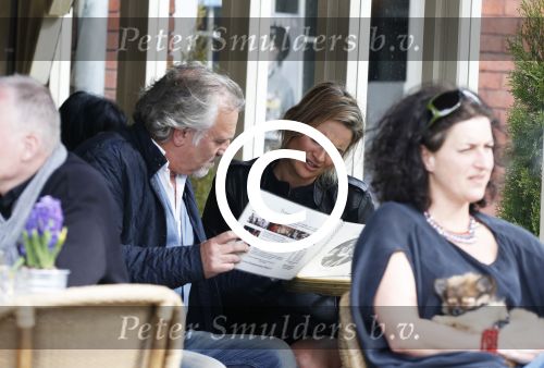 Amsterdam 17 april 2013
Lieke v Lexmond   met haar manager Frank Wisse op terras bij Joffers
Peter Smulders bv