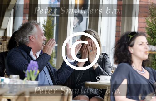 Amsterdam 17 april 2013
Lieke v Lexmond   met haar manager Frank Wisse op terras bij Joffers
Peter Smulders bv