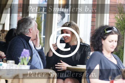 Amsterdam 17 april 2013
Lieke v Lexmond   met haar manager Frank Wisse op terras bij Joffers
Peter Smulders bv